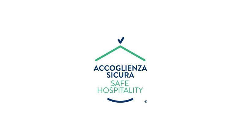 Hotel Croce Di Savoia Vallombrosa Bagian luar foto