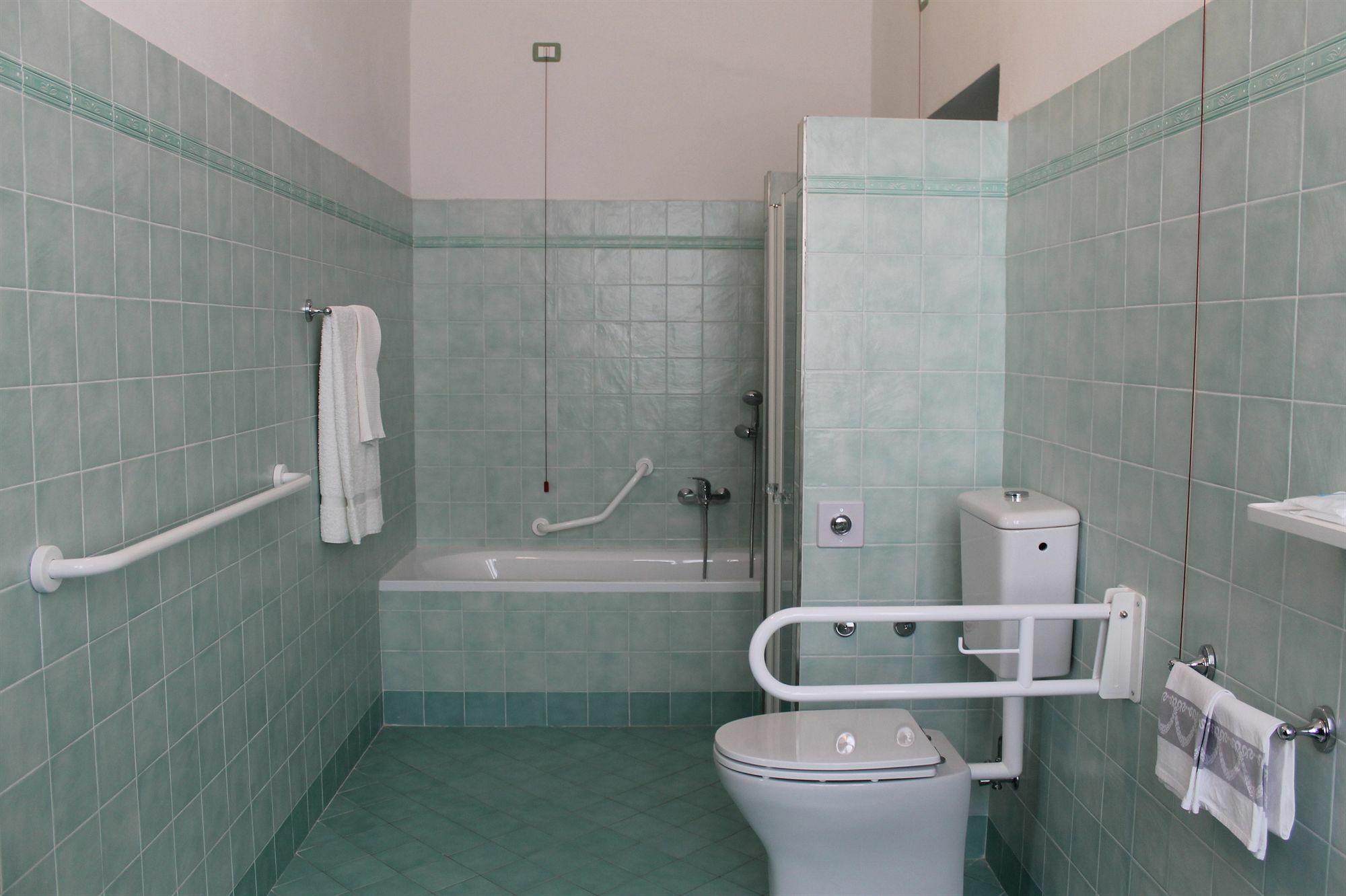 Hotel Croce Di Savoia Vallombrosa Bagian luar foto