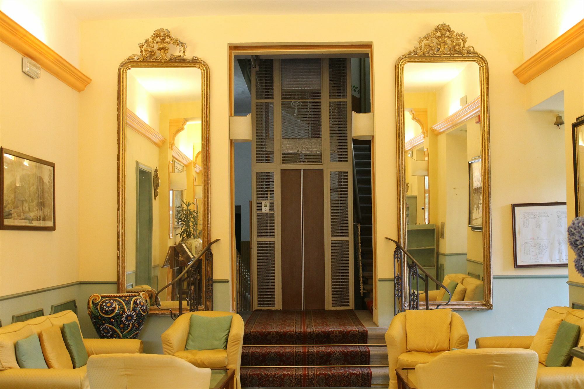 Hotel Croce Di Savoia Vallombrosa Bagian luar foto